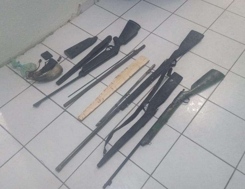 POLÍCIA MILITAR FECHA FÁBRICA DE ARMAS EM MONTE ALEGRE
