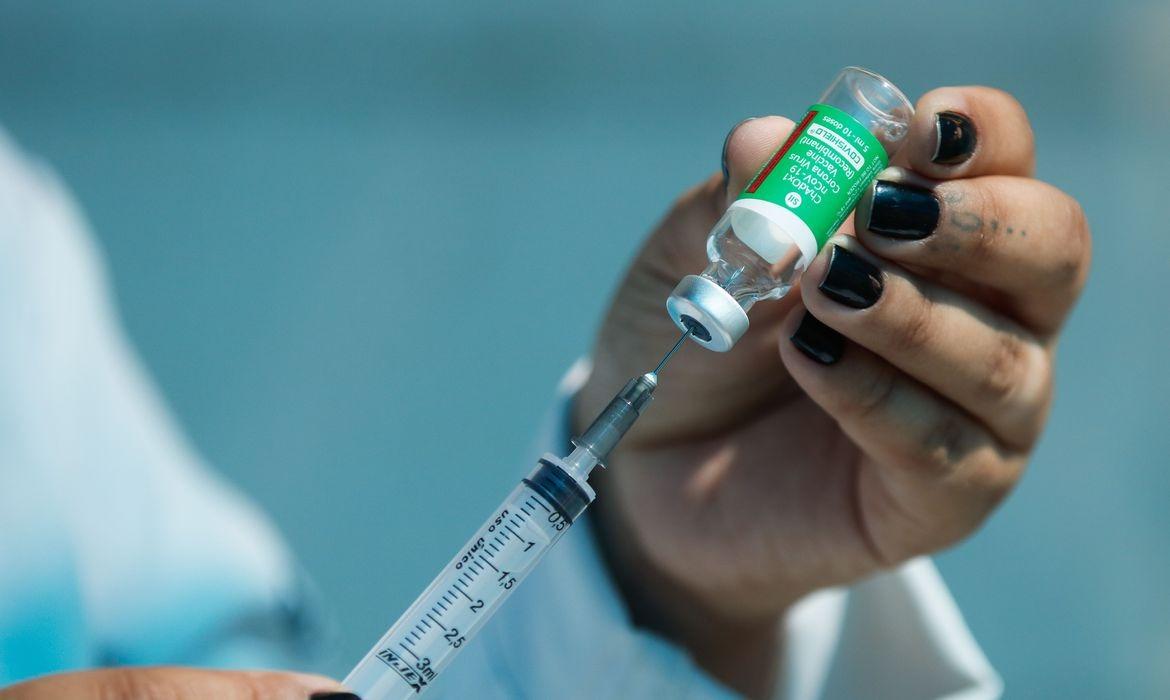 Brasil registra 3.869 novas mortes pela covid-19, maior número em 24h