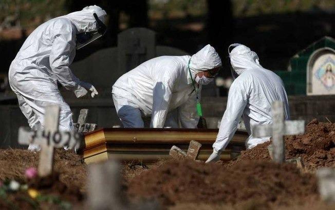 Em um dia, RN notifica 16 mortes pela covid-19 e mais de 1 mil novos infectados