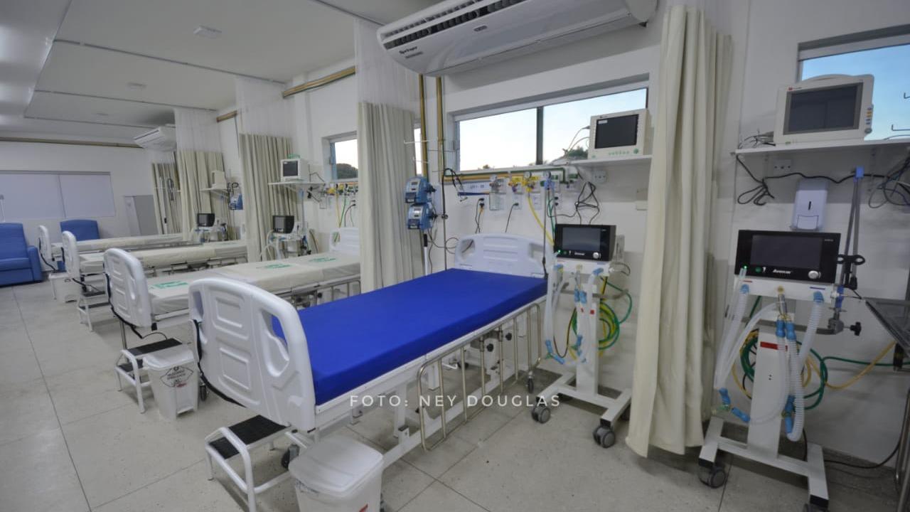 Hospital Divino Amor, em Parnamirim, volta a operar com capacidade máxima de UTIs covid-19
