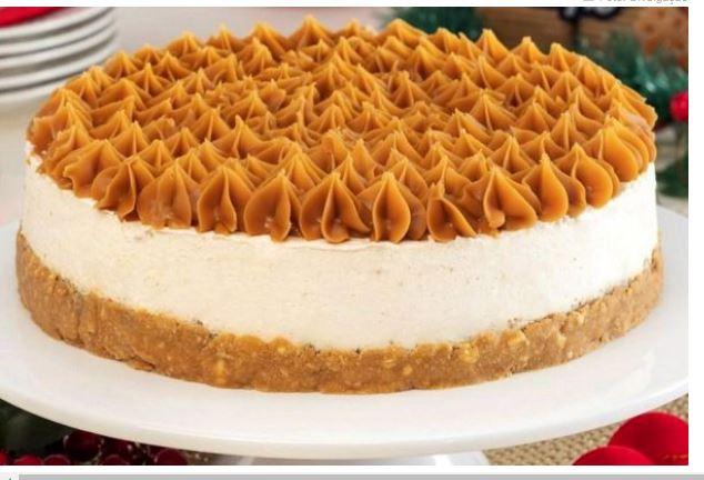 Adoce seu sábado com uma deliciosa cheesecake de doce de leite