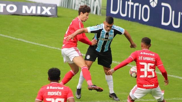 É campeão! Grêmio empata com Inter na Arena e fatura o tetra do Gauchão; veja o pós-jogo