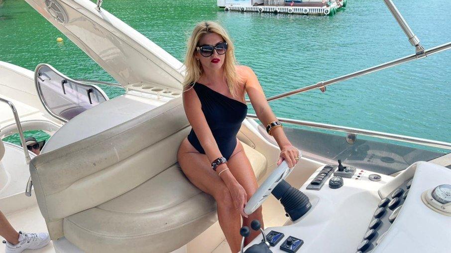 Socialite perde processo e terá que indenizar família de Mr. Catra: “pegava meninas pobrinhas para fazer filho nelas”
