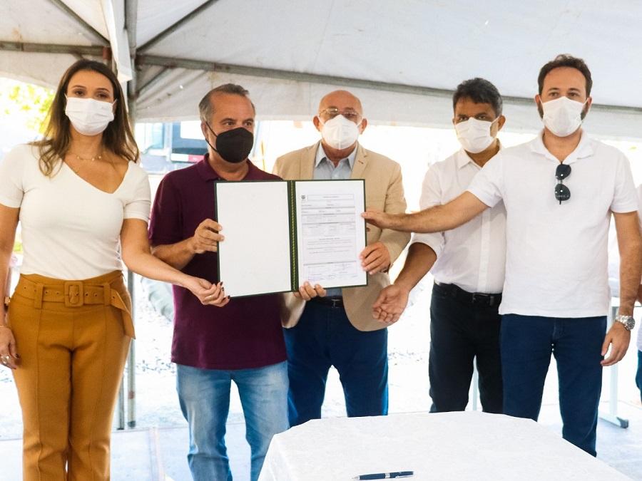 AO LADO DOS PREFEITOS ZÉ FIGUEIREDO E DANIEL MARINHO, MINISTRO ROGÉRIO MARINHO ANUNCIA REPASSE DE R$ 13,4 MILHÕES PARA LEVAR TREM URBANO À SÃO JOSÉ DE MIPIBU E NÍSIA FLORESTA