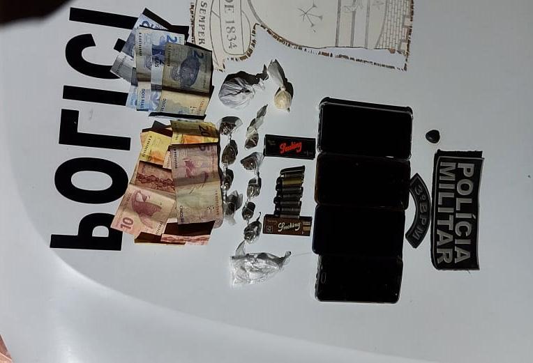 NÍSIA FLORESTA: POLÍCIA MILITAR PRENDE SUSPEITO DE TRÁFICO DE DROGAS EM BARRA DE TABATINGA