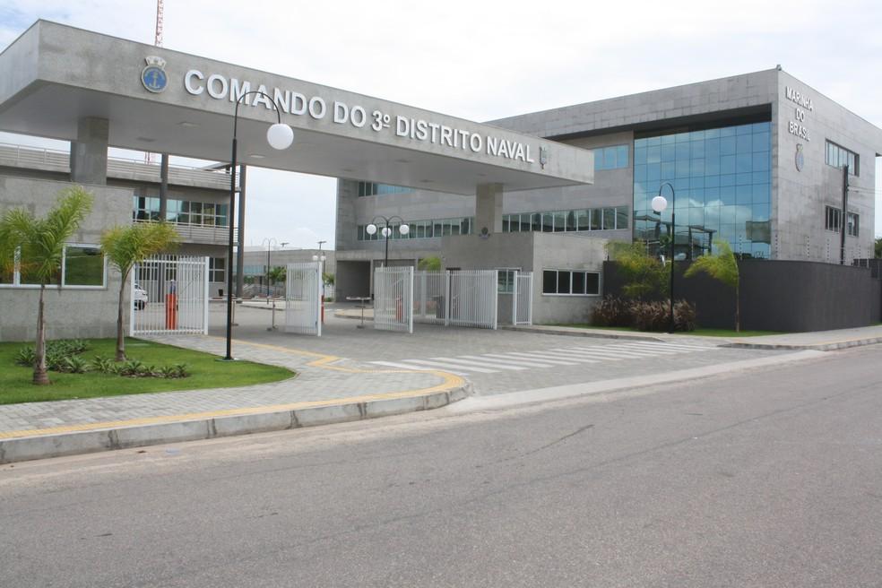 Fuzil da Marinha é roubado após invasão a estação na Grande Natal