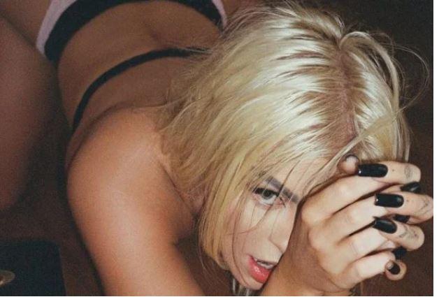 Luísa Sonza: “Sociedade tem medo de mulheres que mostram a bunda”