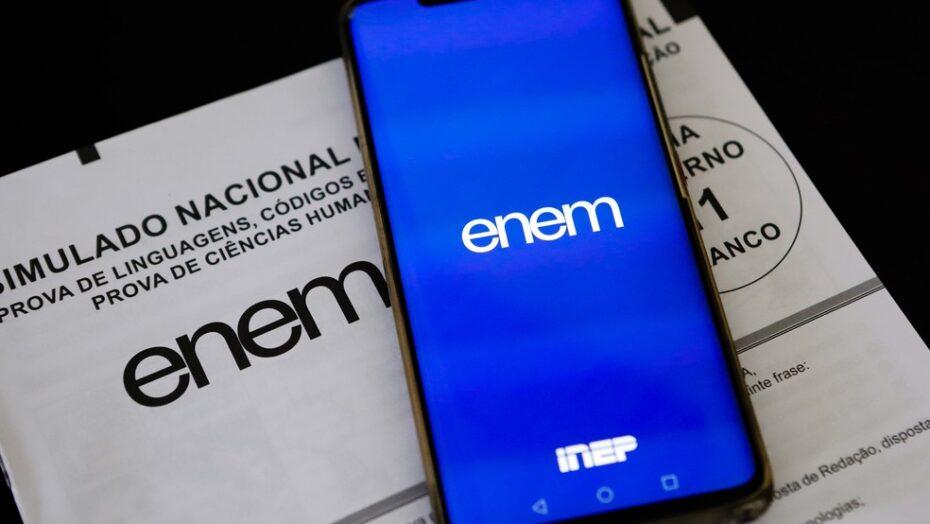Plataforma traz conteúdos gratuitos mensais para preparação do Enem 2021