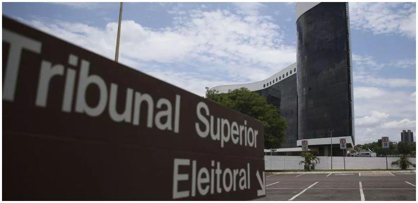 Em dia de atos bolsonaristas, TSE desmente fake news e reitera segurança das urnas