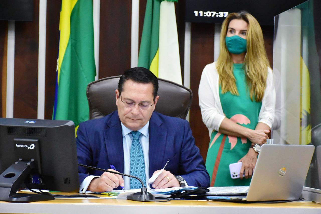 Ezequiel solicita manutenção dos leitos de UTI no Hospital Regional de Apodi