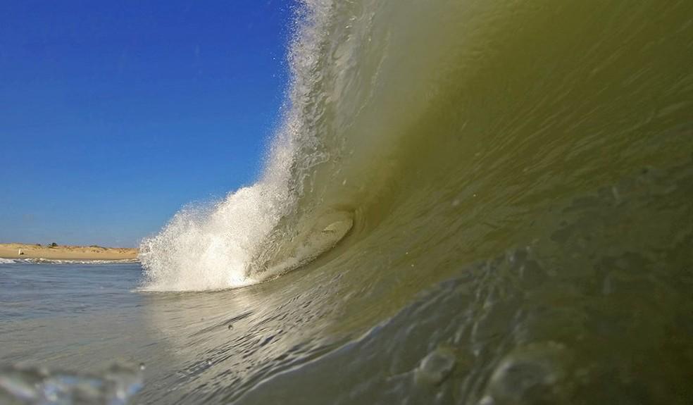 Marinha emite alerta de mar grosso com ondas de até 3,5 metros e ventos de até 61 km/h no RN