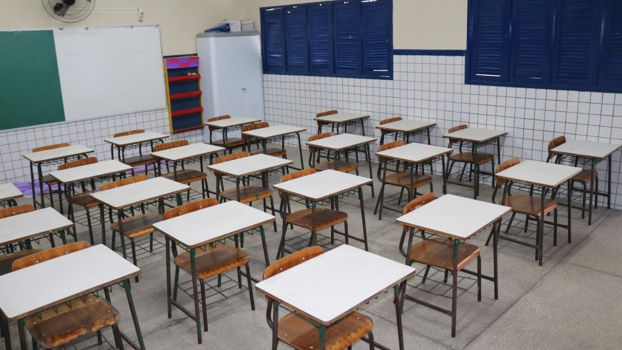 Nova lei autoriza a contratação de professores temporários em Parnamirim