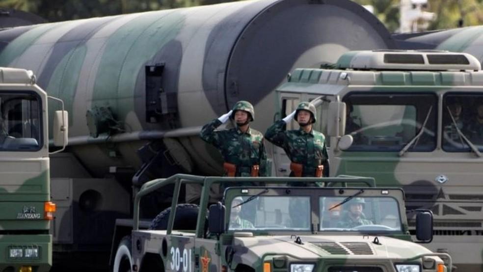Os sinais de que a China está aumentando seu poderio nuclear