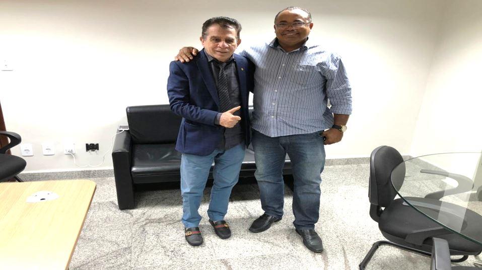 GEORGINO AVELINO: VICE – PREFEITO VALDIR PATRÍCIO FECHA COM DEPUTADO RAIMUNDO FERNANDES E DESCARTA APOIO A CRISTIANE DANTAS