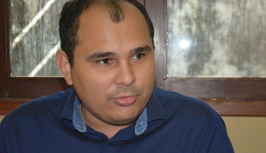 Diogo Rodrigues, vereador preso na Operação Fura-fila, pede reintegração Câmara