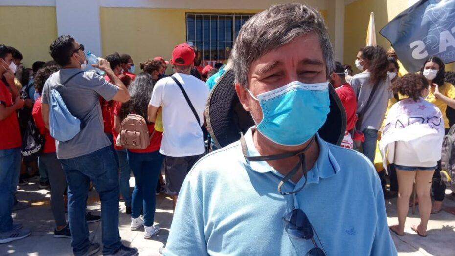 Estudantes precisam da gratuidade do circular para estudar, aponta Robério Paulino