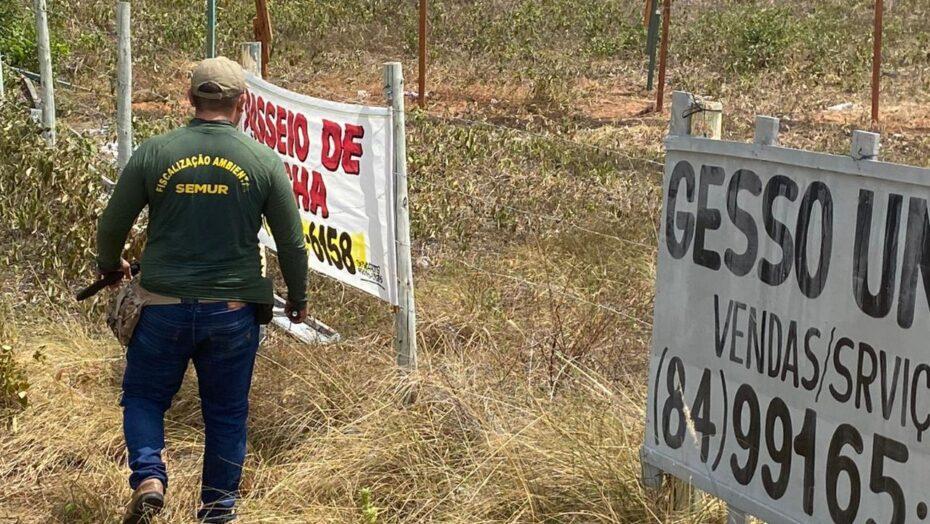 Parnamirim realiza trabalho de combate à poluição visual