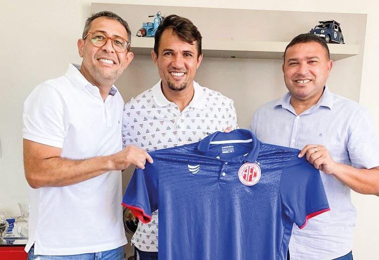 Reforço: América contrata meia Márcio Mossoró