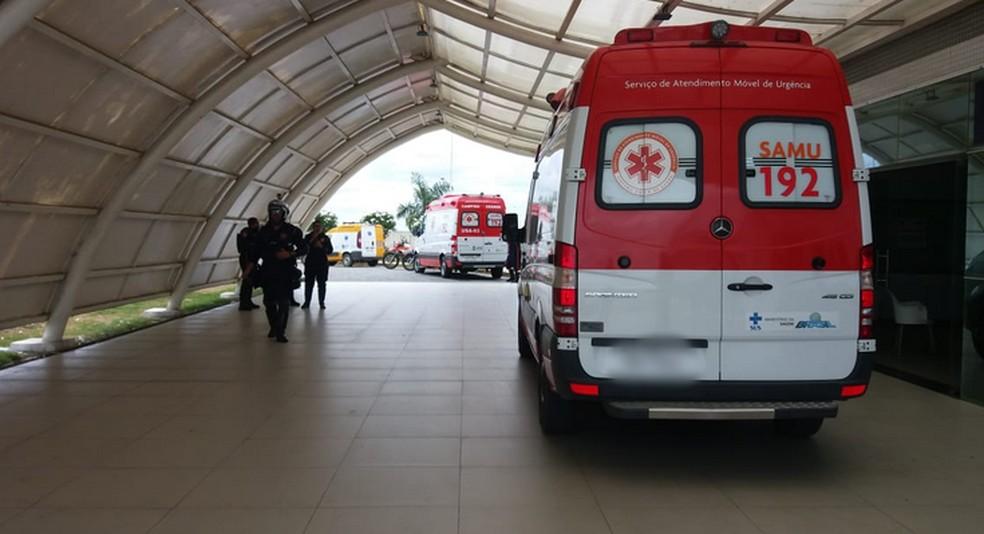 Veículo com equipe de Gusttavo Lima capota após show na Paraíba; cantor não estava no carro