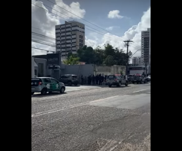 VÍDEO: Criminosos tentam arrombar galpão e polícia aciona até helicóptero em Natal