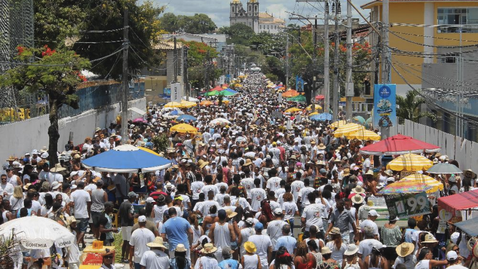 Capitais nordestinas começam a cancelar Carnaval 2022 por causa da Covid-19