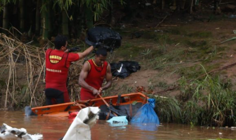Capitólio: bombeiros encontram outra vítima e nº de mortos sobe para 8