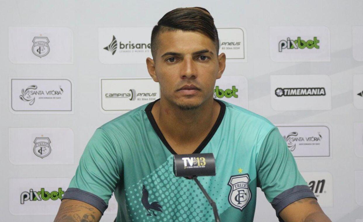 JOÃO VICTOR ACERTA COM O TREZE DA PARAÍBA