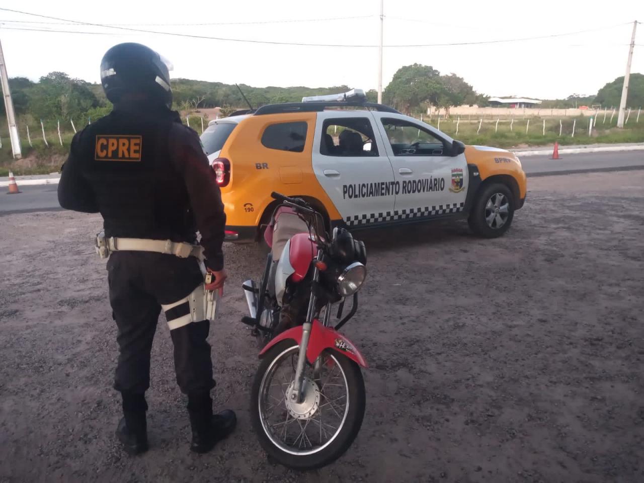 CPRE REALIZA DETENÇÃO PELA PRÁTICA DE DIREÇÃO PERIGOSA EM GEORGINO AVELINO