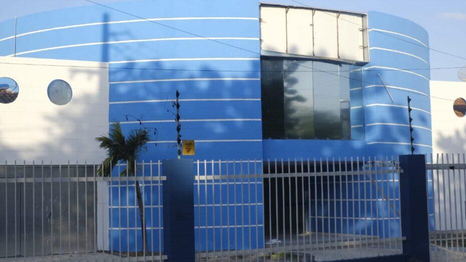 Arrombamentos e furtos em escola de Mossoró impedem alunos de voltarem às aulas presenciais