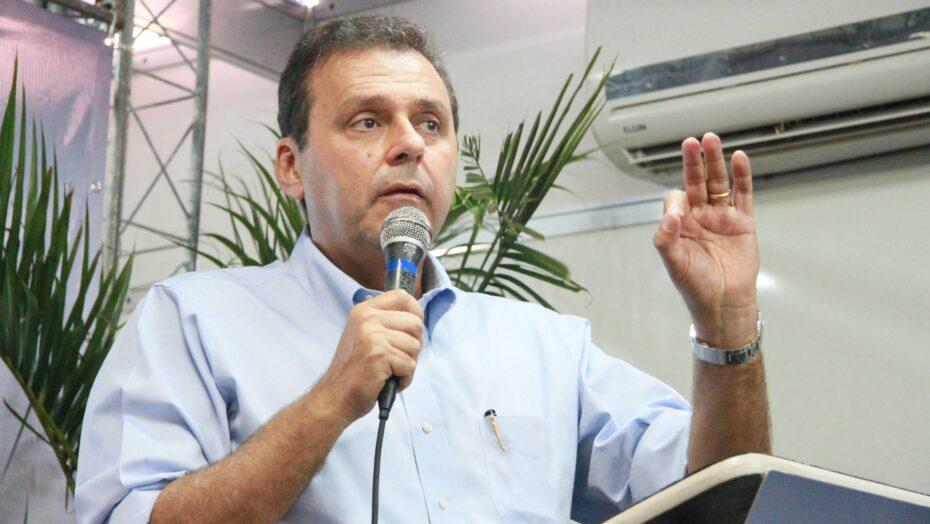 Carlos Eduardo tem Comissão do PDT renovada, mas fim da vigência é antes dos prazos que encerram convenções