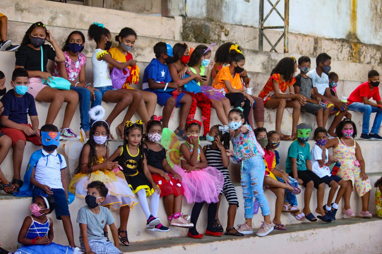 TEVE INÍCIO AS AULAS DA REDE MUNICIPAL EM GEORGINO AVELINO