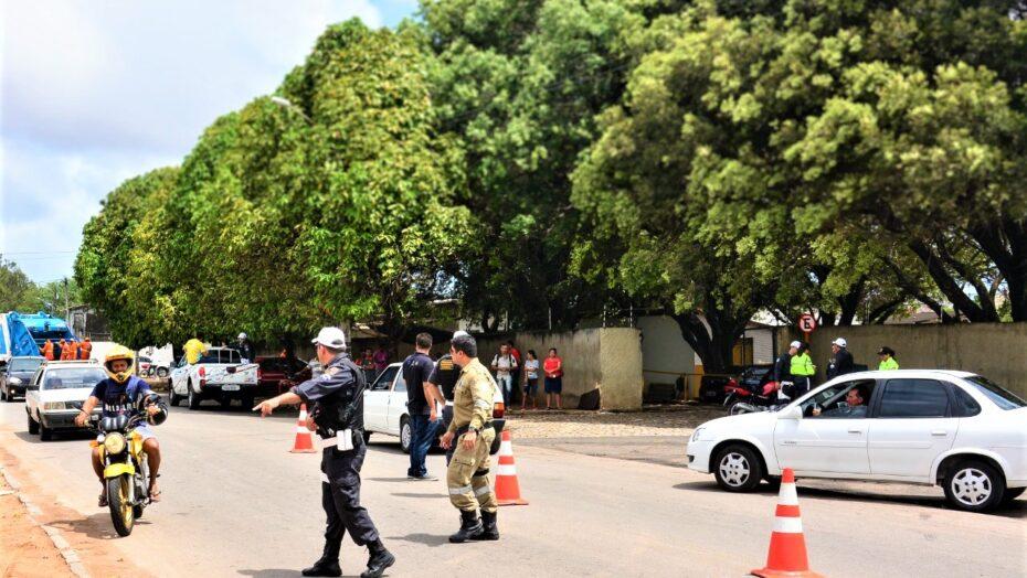 Mais de 295 mil veículos devem quitar taxa de licenciamento nesta semana no RN