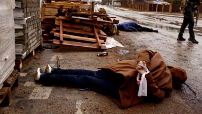 Moscou acusa Ucrânia de encenar mortes em Bucha para incriminar Rússia
