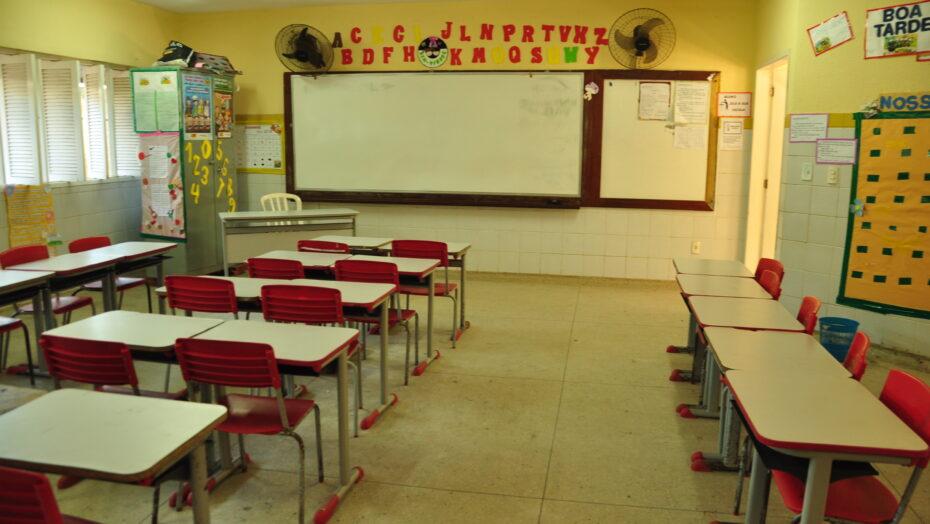 Prefeitura do Natal pede aumento da multa para professores grevistas