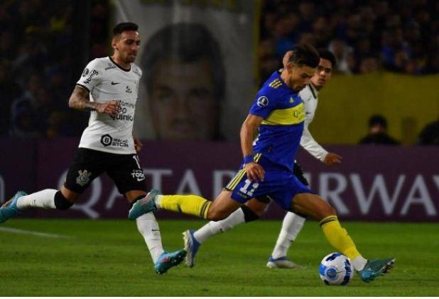 Boca e Corinthians empatam em 1 x 1 e decisão fica para última rodada