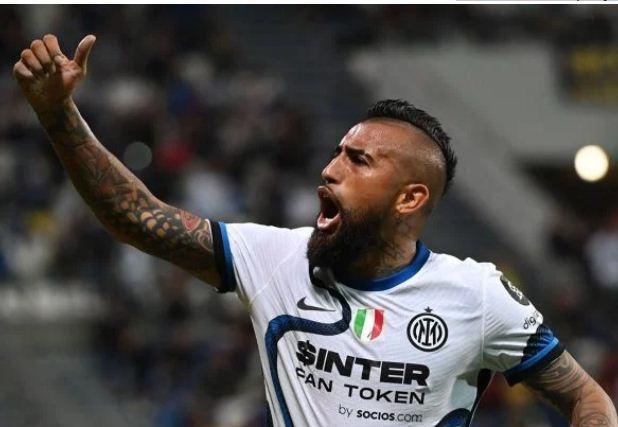 Flamengo e Vidal estão com negociações avançadas, revela jornalista