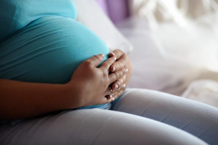 Grávida sofre escoriações após pular de carro conduzido pelo marido bêbado no RN