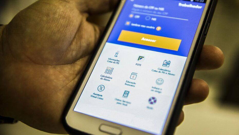 Nascidos em setembro podem sacar até R$ 1 mil do FGTS