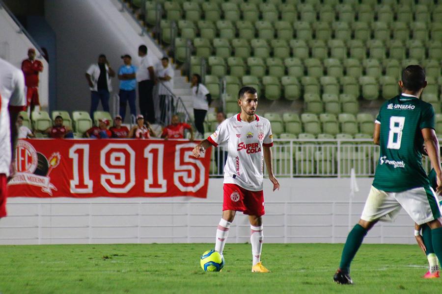 Allef fala em mudança de postura do América sábado