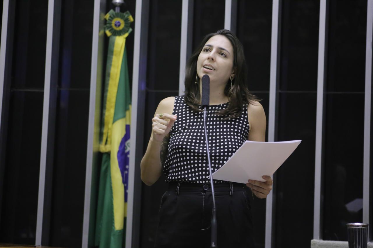 Deputada Natália Bonavides protocola novo projeto contra despejos e remoções forçadas