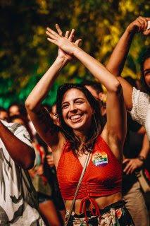 Deputada Natália Bonavides realiza aniversário aberto e com atrações artísticas