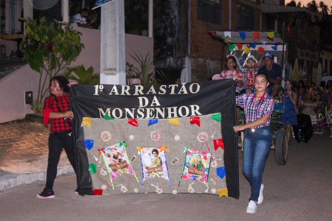 ESCOLA MONSENHOR PEGADO REALIZOU O 23° ARRAIÁ DA MONSENHOR