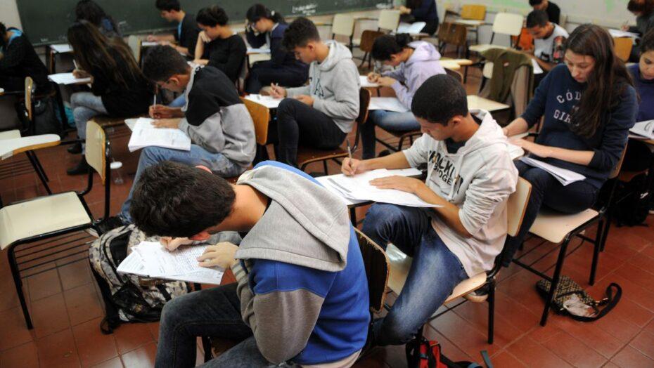 Internet Brasil vai garantir banda larga gratuita para estudantes