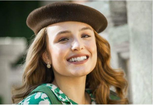 Larissa Manoela assina contrato fixo na Globo com alto salário