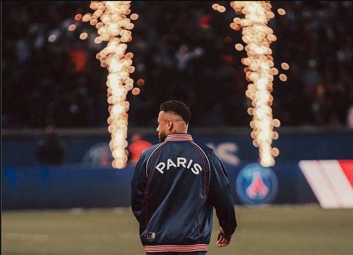 Neymar se incomoda com fala de presidente do PSG e pensa em deixar o clube