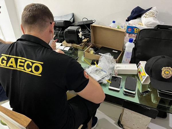 Dois homens são presos em Natal por armazenarem conteúdo pornográfico envolvendo crianças e adolescentes