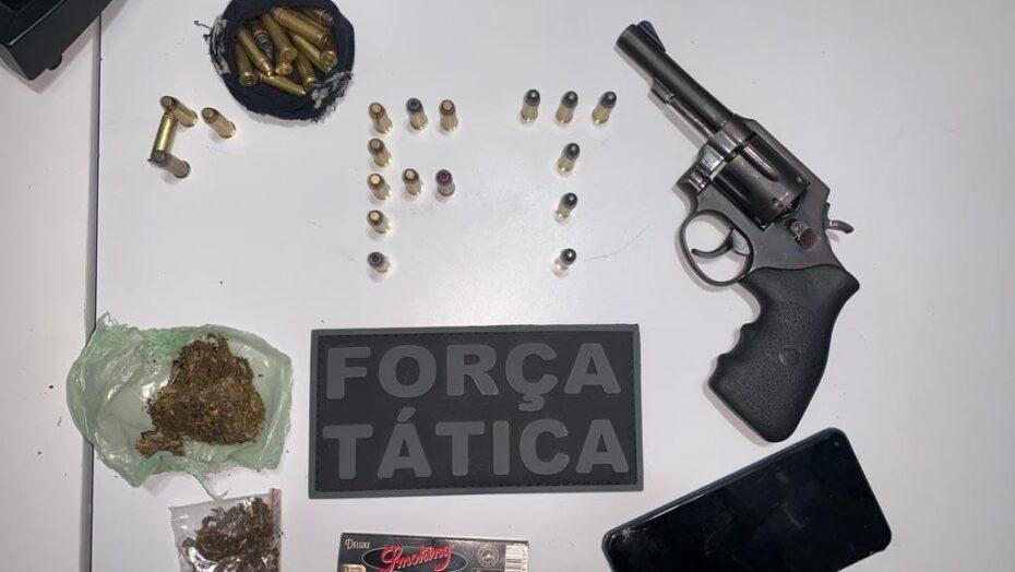 Polícia Militar prende suspeito com drogas, arma e munição em pousada no Oeste Potiguar