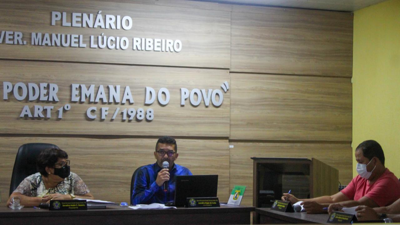PROJETO DE EXAMES E FORNECIMENTO DE ÓCULOS PARA ALUNOS É APROVADO NA CÂMARA