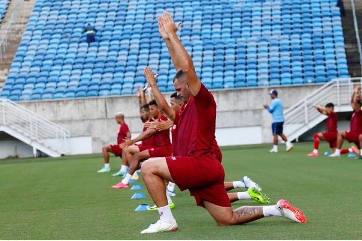 Retrô x América: reencontro coloca ataques à prova
