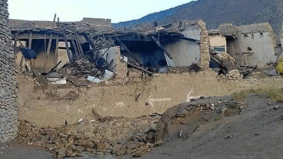 Terremoto deixa ao menos 950 mortos no Afeganistão
